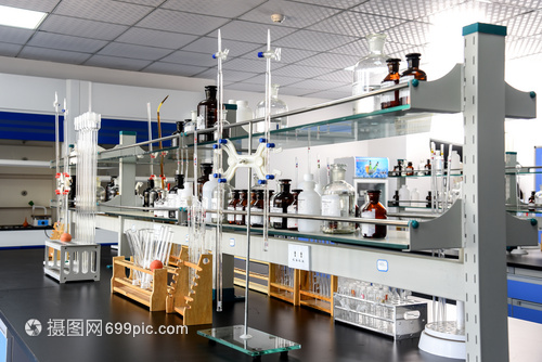 實(shí)驗(yàn)室器材與設(shè)備 科研創(chuàng)新的基石